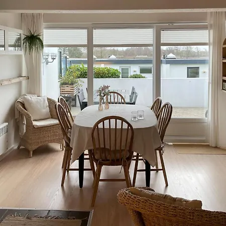 Gorgeous In With Wifi *