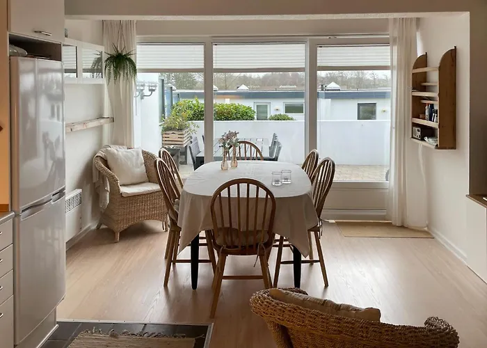 Gorgeous In With Wifi *